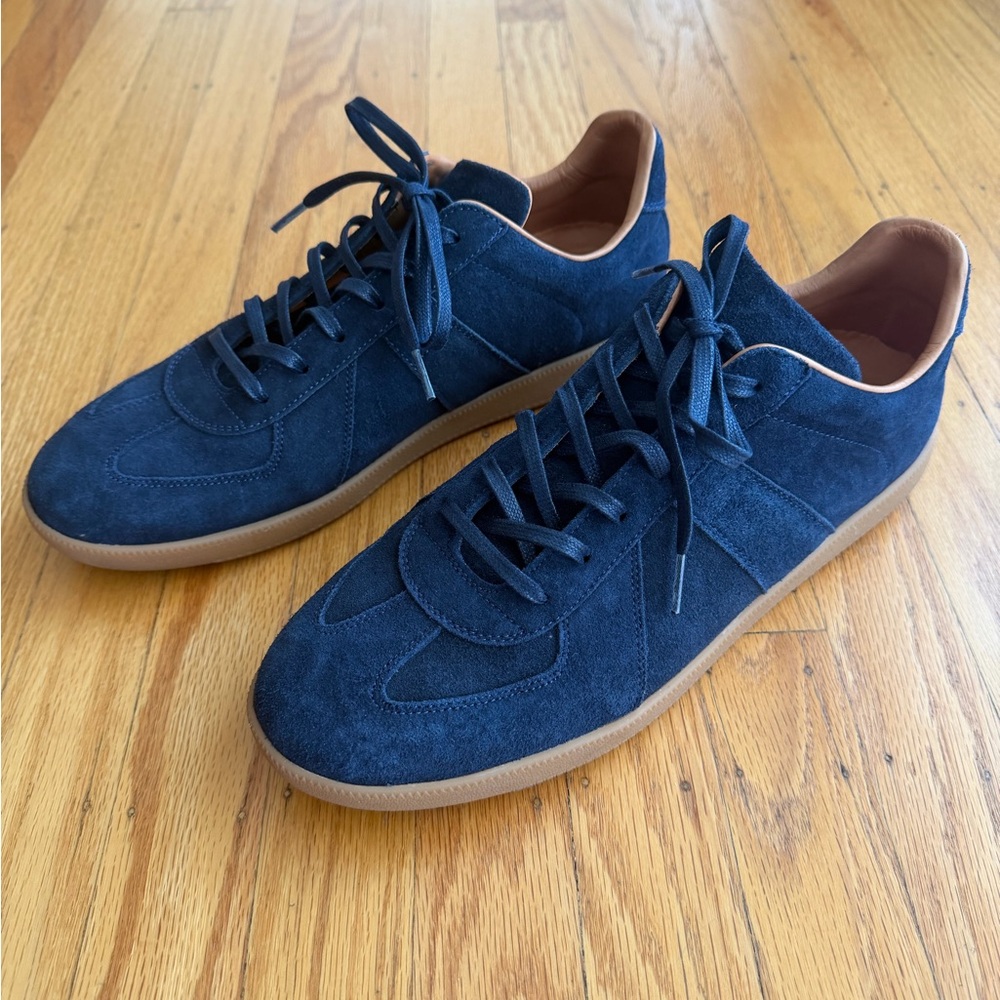 Beckett Simonon Morgen Trainer Navy Suede Low-Top Sneakers with Gum Sole - Picture 2 of 8